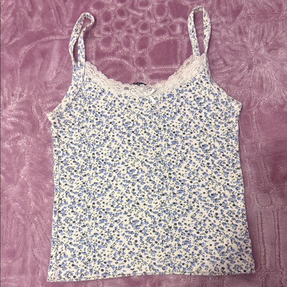 Brandy Melville White Floral Lace-Trim Camisole with Blue Flowers
